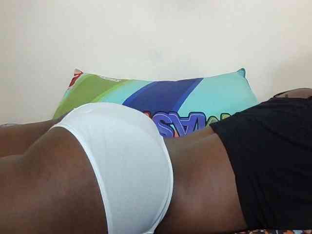 Ebonysweetcandy webcam