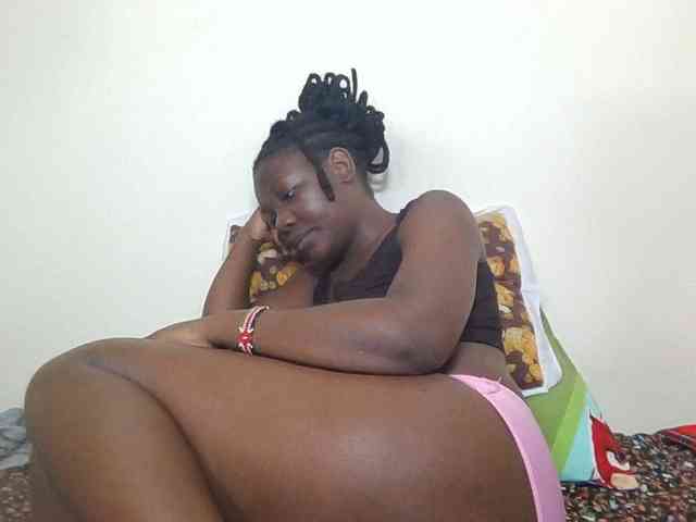 Ebonysweetcandy webcam