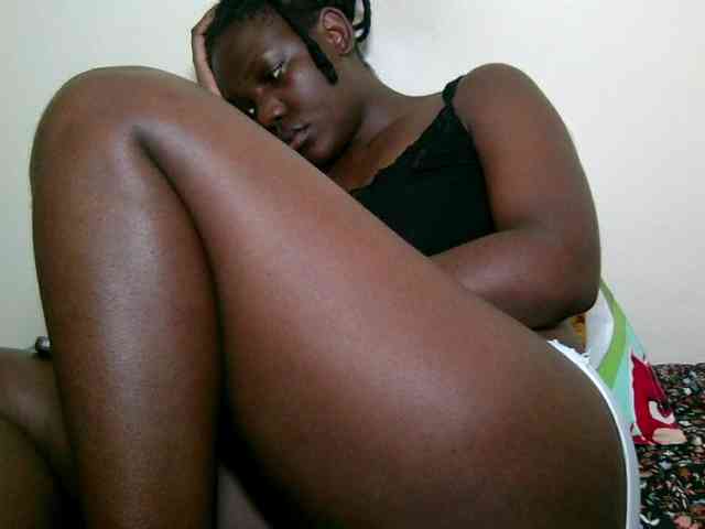 Ebonysweetcandy webcam