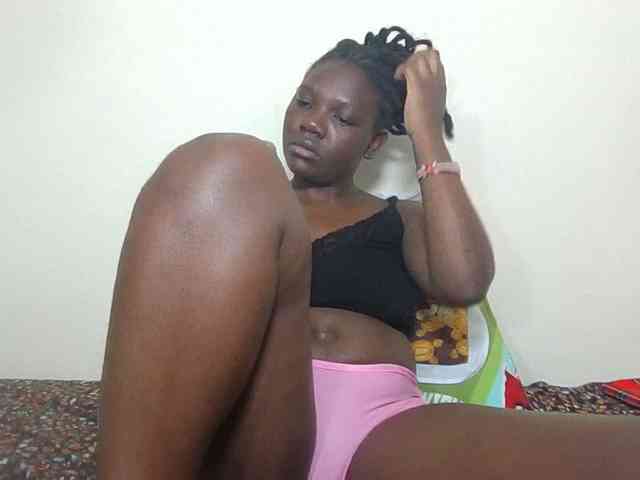 Ebonysweetcandy webcam