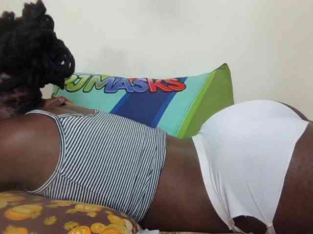 Ebonysweetcandy webcam