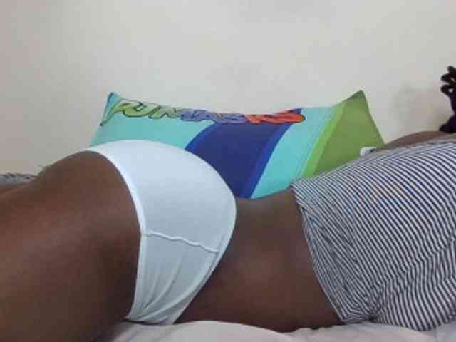 Ebonysweetcandy webcam