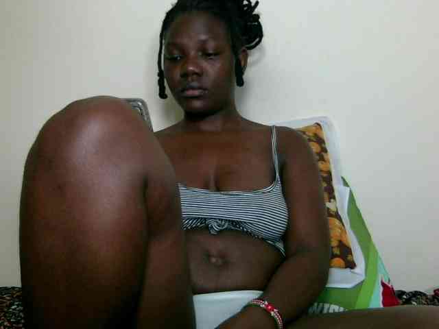 Ebonysweetcandy webcam