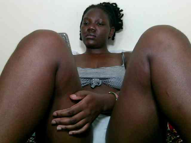 Ebonysweetcandy webcam