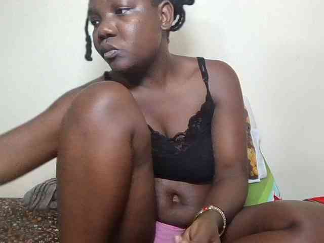 Ebonysweetcandy webcam