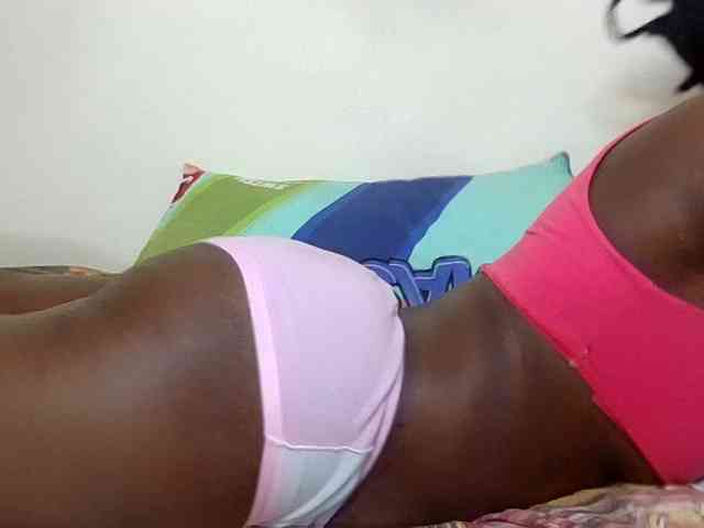 Ebonysweetcandy webcam