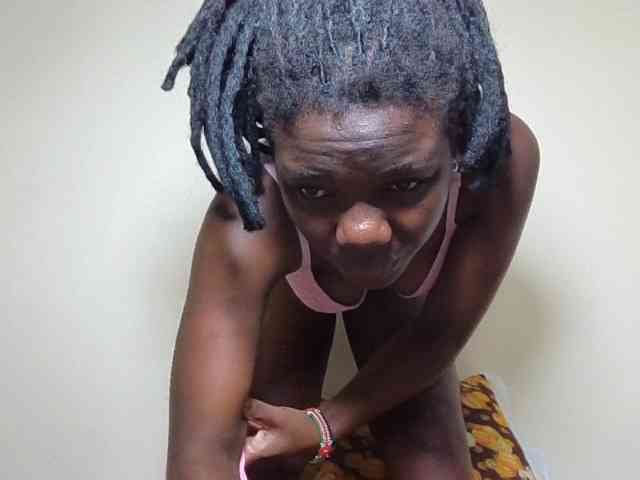 Ebonysweetcandy webcam