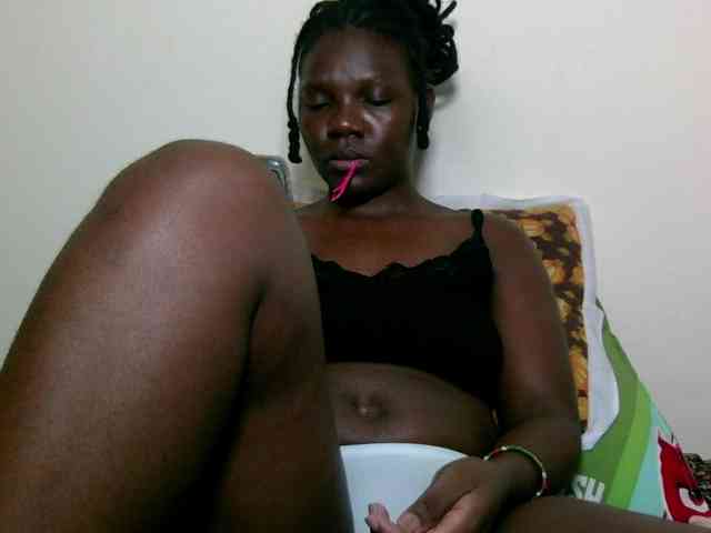 Ebonysweetcandy webcam