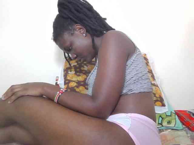 Ebonysweetcandy webcam