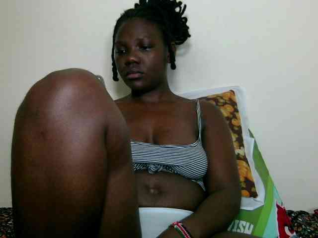 Ebonysweetcandy webcam