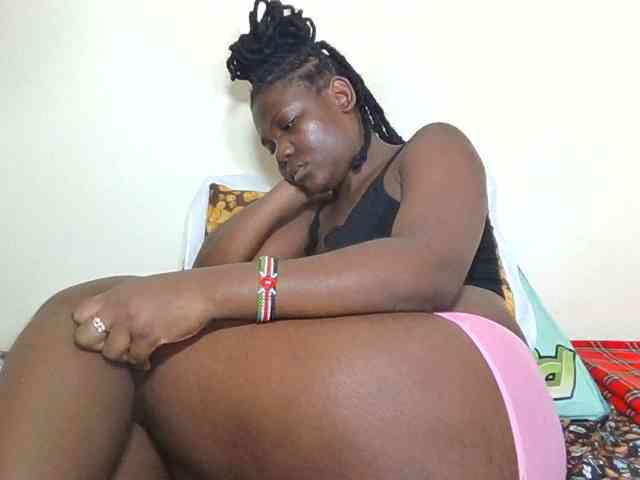 Modella: Ebonysweetcandy