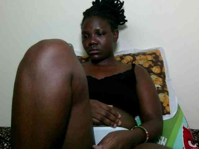 Ebonysweetcandy webcam