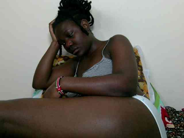 Ebonysweetcandy webcam
