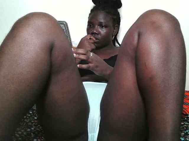 Ebonysweetcandy webcam