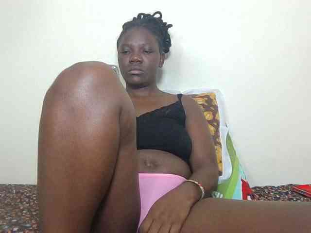 Ebonysweetcandy webcam