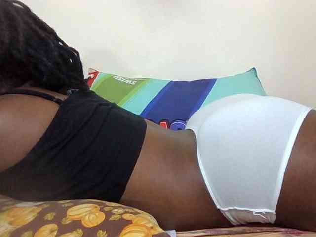 Ebonysweetcandy webcam
