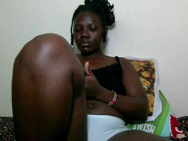 Ebonysweetcandy webcam