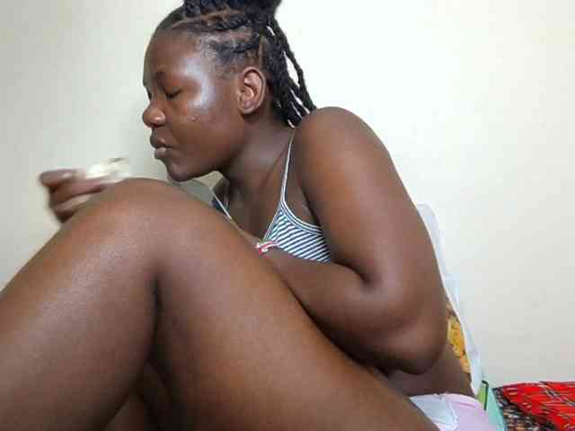 Ebonysweetcandy webcam