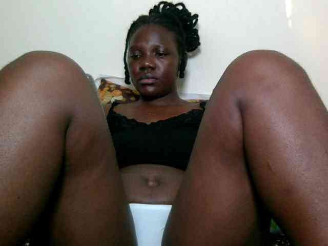 Ebonysweetcandy webcam