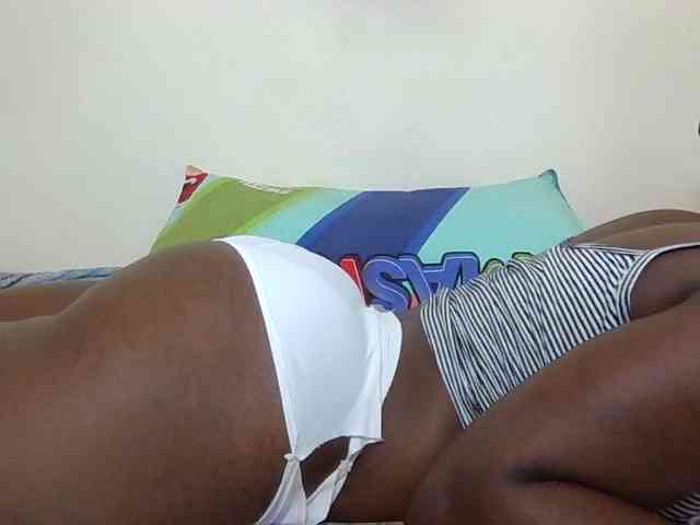 Ebonysweetcandy webcam