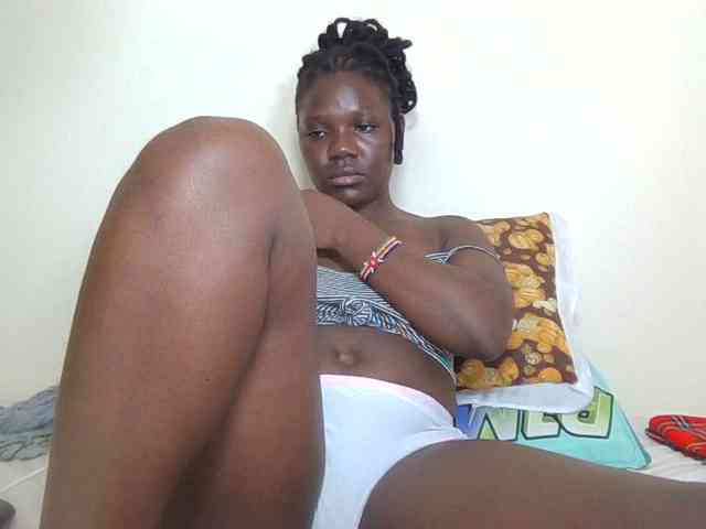 Ebonysweetcandy webcam