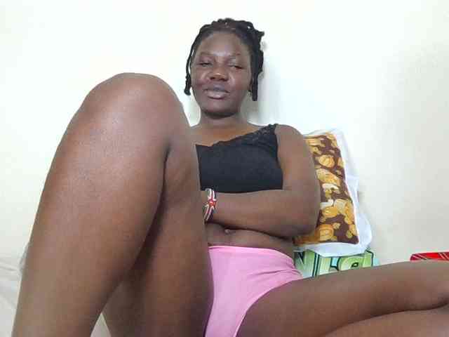 Ebonysweetcandy webcam