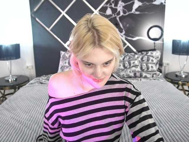 AnnaCandys live cam on BongaCams