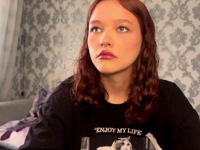 Модель: megahornylady