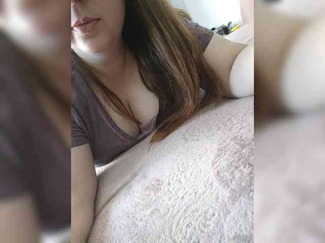 free strip chat Konfetka