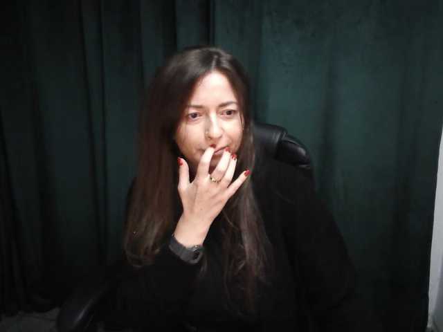 NoraHot live cam preview