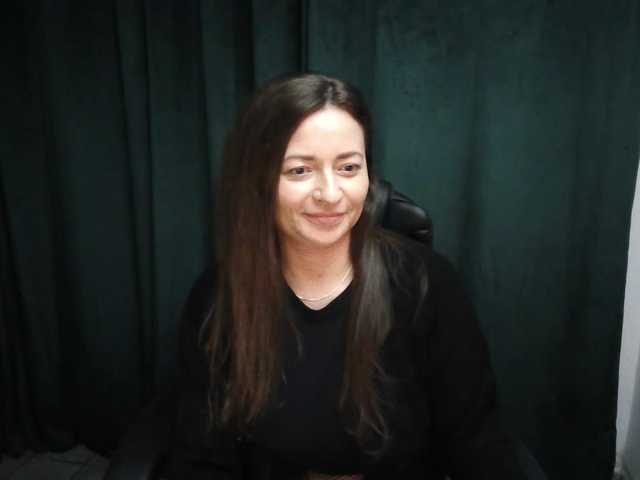 NoraHot live cam preview