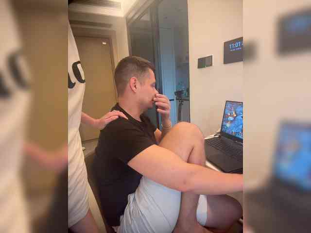 AndrewLawson Sex Cam Show