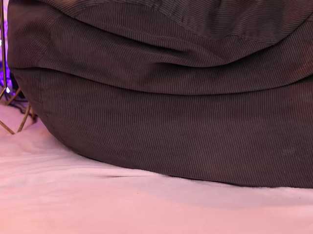 EmmaEmber live cam on BongaCams
