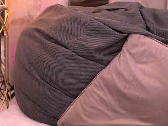 EmmaEmber Live Webcam on BongaCams