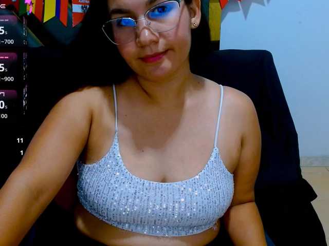 hilaryhot18