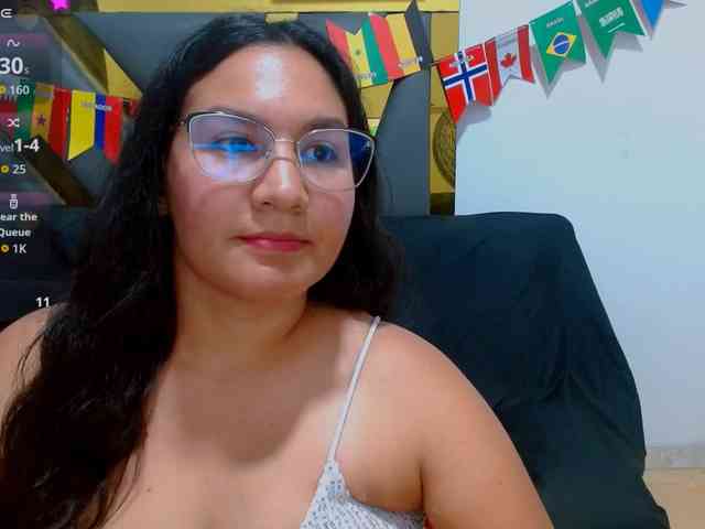 hilaryhot18 hilaryhot18