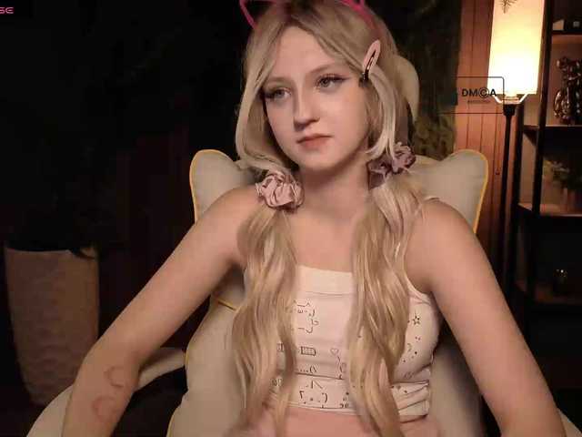 Aliselle live cam on BongaCams