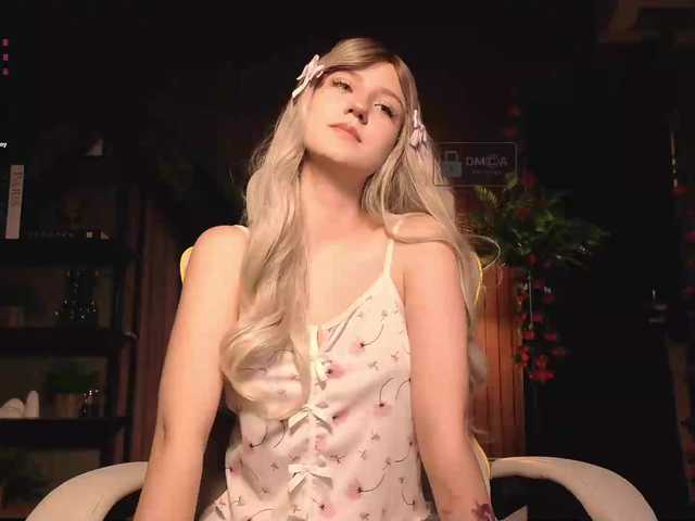 Aliselle live cam on BongaCams