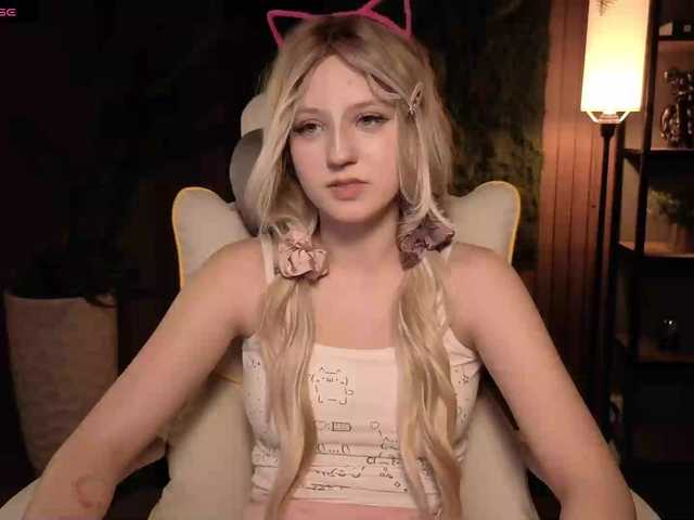 Aliselle live cam on BongaCams
