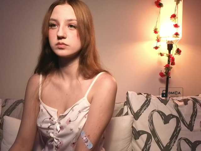 Aliselle live cam on BongaCams