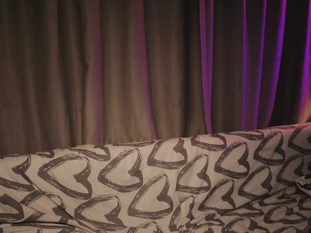 Aliselle live cam on BongaCams