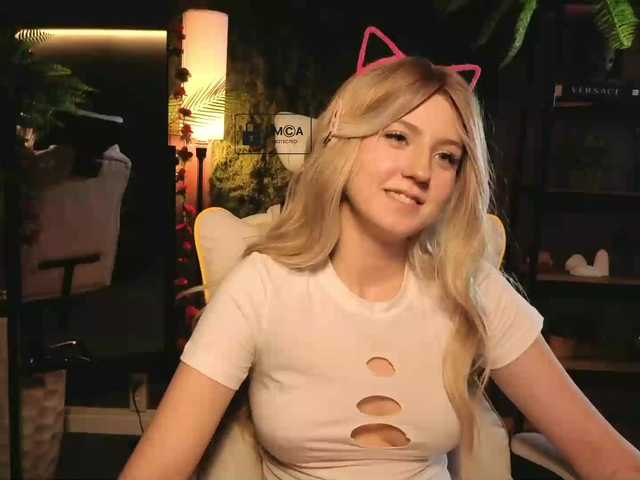 Aliselle live cam on BongaCams