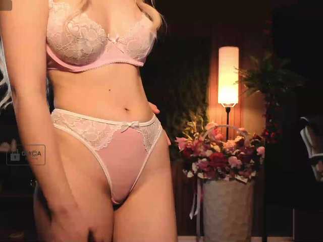 Aliselle live cam on BongaCams