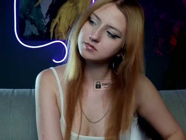 Aliselle live cam on BongaCams