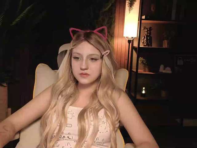 Aliselle live cam on BongaCams