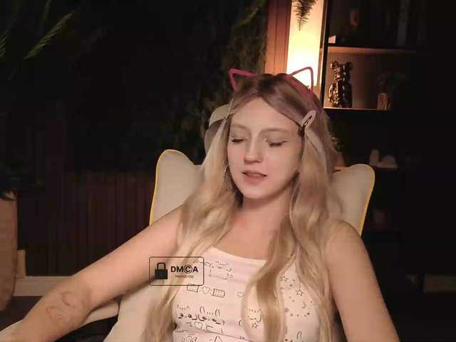 Aliselle live cam on BongaCams