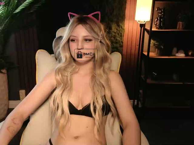 Aliselle live cam on BongaCams
