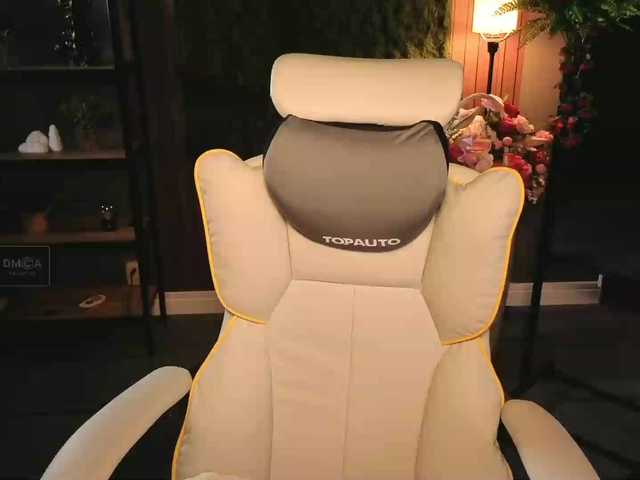 Aliselle live cam on BongaCams