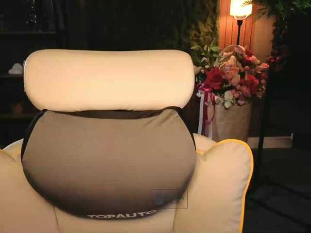 Aliselle live cam on BongaCams