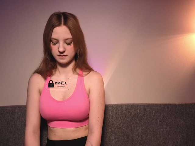 Aliselle live cam on BongaCams